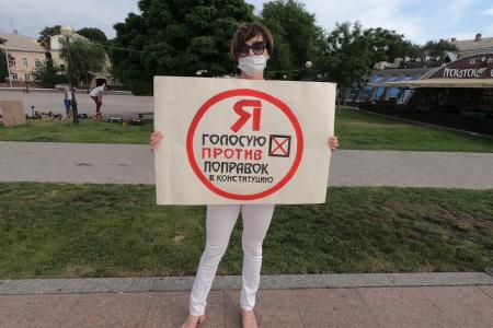 «Долой президентское самовластие!». Пикеты астраханских коммунистов и наших сторонников