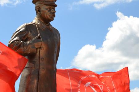 В Нижегородской области установлен первый памятник И.В. Сталину