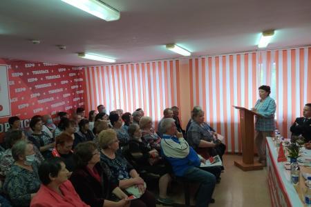Лидер тюменских коммунистов Т.Н. Казанцева посетила с рабочим визитом районы области