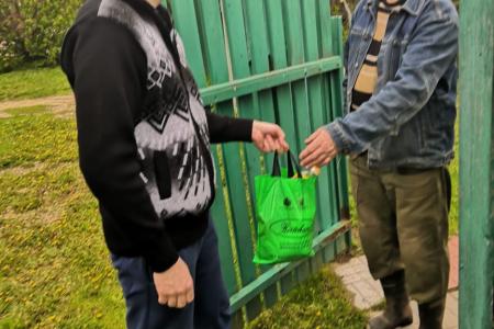 Подмосковные коммунисты каждый день помогают нуждающимся - своих не бросают!