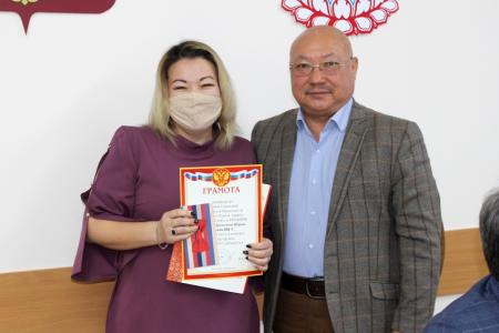 Калмыцкий реском КПРФ учредил именные стипендии победителям конкурса «Лидер-группа»