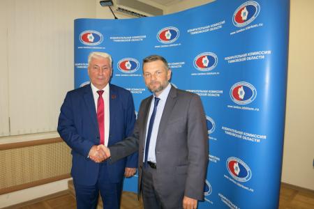 КПРФ сдала документы в избирком на кандидата А.И. Жидкова для выдвижения на должность главы администрации Тамбовской области