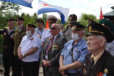 В Нижегородской области установлен первый памятник И.В. Сталину