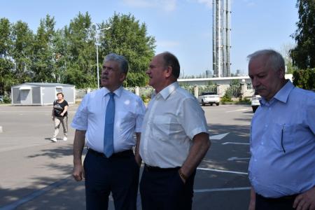 Г.А. Зюганов принял участие в открытии спортивного комплекса на территории совхоза имени Ленина