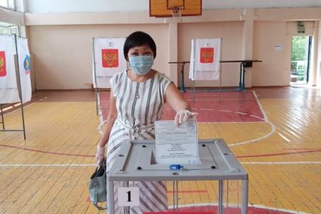 В Калмыкии проводится альтернативное голосование за поправки в Конституцию от КПРФ