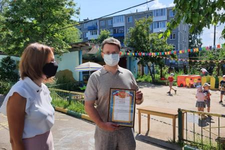 Депутат Госдумы от КПРФ Владимир Блоцкий передал оборудование детским садам Нижнего Новгорода