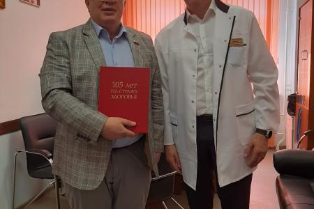 Московская область. Депутат КПРФ Александр Наумов: «Берегите себя, доктора! Спасибо вам за тот подвиг, который вы совершили в борьбе с Covid-19!»