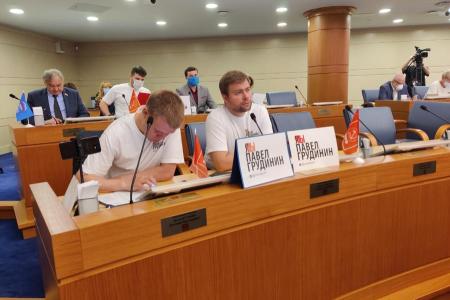 Фракция КПРФ в Мосгордуме: Судить рейдерский дуэт «Саблина-Палихаты», а не Павла Грудинина!