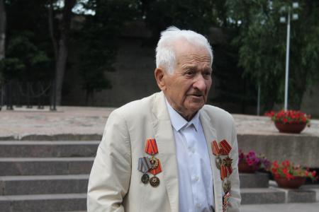Памяти павших будем достойны! Коммунисты Пскова отметили 76-ю годовщину освобождения города