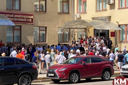 Руки прочь от "Совхоза имени В.И. Ленина"! Акция московских коммунистов
