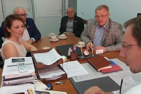 Московская область. Депутат КПРФ Александр Наумов: «Берегите себя, доктора! Спасибо вам за тот подвиг, который вы совершили в борьбе с Covid-19!»