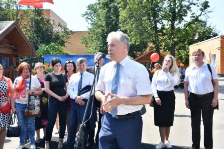 Г.А. Зюганов принял участие в открытии спортивного комплекса на территории совхоза имени Ленина