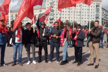 Александр Ющенко принял участие в акции протеста в Ульяновске