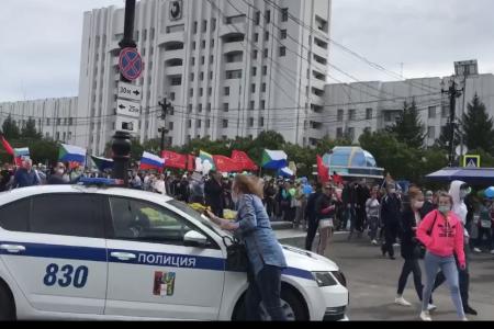 Сергей Обухов про неумирающий Хабаровский протест под красными знамёнами