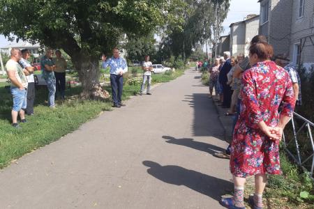 Секретариат Тамбовского обкома КПРФ под руководством первого секретаря А.И. Жидкова провёл ряд встреч с населением г. Кирсанова и Кирсановского района