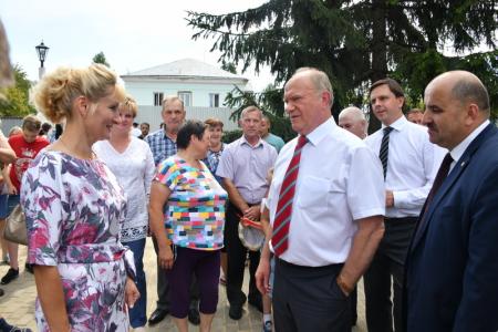Г.А. Зюганов посетил Знаменский район Орловской области