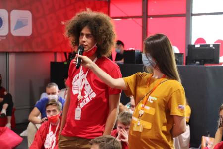 Юрий Афонин на «Территории смыслов»: Главное, что приводит молодых в ряды КПРФ, это стремление бороться за справедливость и прогресс общества