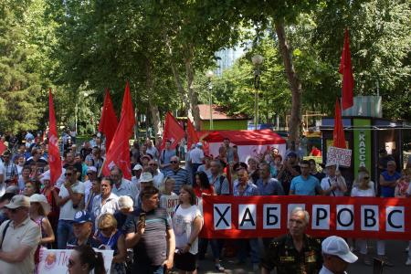 Митинг КПРФ в Краснодаре: Хватит нас дурить! Мы – против трехдневного обмана избирателей!