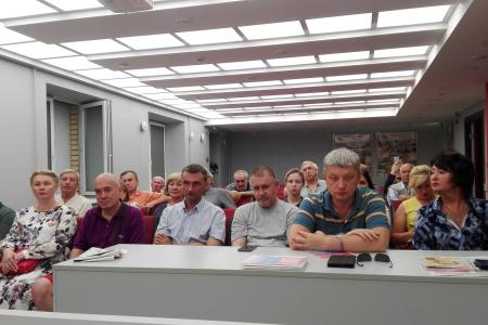В Ярославле прошла встреча партийного актива с руководителем аппарата фракции КПРФ в Госдуме Н.А. Останиной