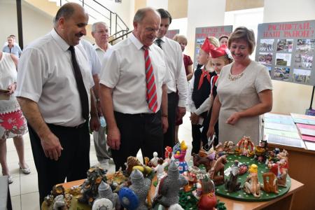 Г.А. Зюганов посетил Знаменский район Орловской области