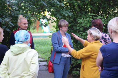 Ярославская область. Кандидат в депутаты Госдумы от КПРФ Елена Кузнецова активно встречается с избирателями
