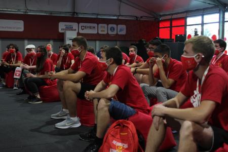 На форуме “Территория смыслов" прошла встреча руководства ЦК ЛКСМ РФ с комсомольской делегацией