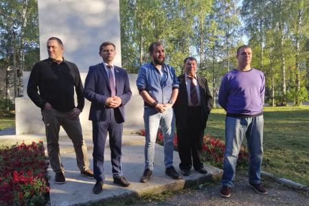 Первый секретарь Коми рескома КПРФ Олег Михайлов встретился с жителями Ухты и Сосногорска