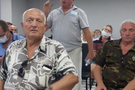 Краснодарский край. Кандидат КПРФ на должность главы администрации Александр Сафронов встретился с избирателями в станице Тамань