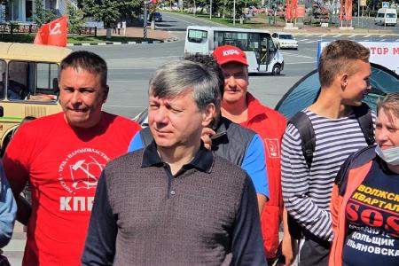 Дмитрий Новиков на акции протеста в Ульяновске: «КПРФ будет наращивать борьбу за честные выборы»