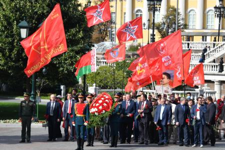 Г.А. Зюганов: «Наши отцы-победители справились с историческими задачами. Сегодня вызов стоит перед нами»