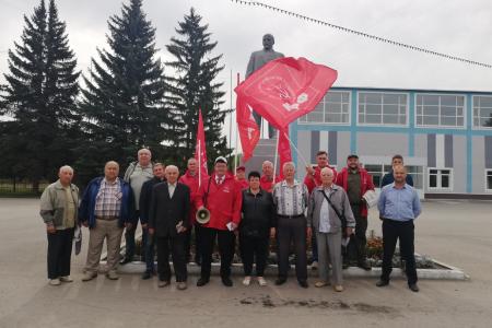 Самарская область. В прошедшие выходные КПРФ провела шесть собраний граждан с участие Алексея Лескина