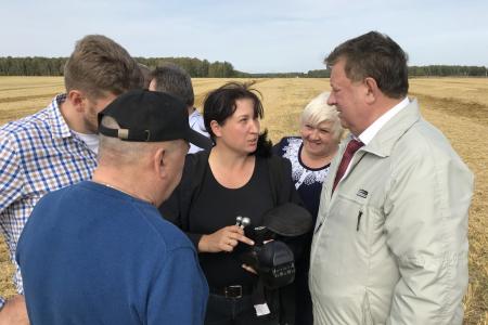 Московская область. Владимир Кашин осмотрел ход уборочной кампании в ведущих аграрных округах Подмосковья