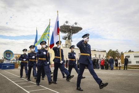 В Якутске открыт памятник легендарному космонавту Герману Титову