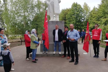Самарская область. В прошедшие выходные КПРФ провела шесть собраний граждан с участие Алексея Лескина