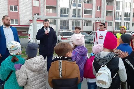 Тюменская область. Кандидаты от КПРФ провели детский праздник в Боровском
