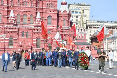 Г.А. Зюганов: «Наши отцы-победители справились с историческими задачами. Сегодня вызов стоит перед нами»