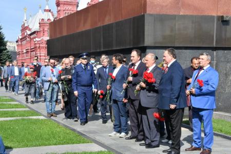 Г.А. Зюганов: «Наши отцы-победители справились с историческими задачами. Сегодня вызов стоит перед нами»