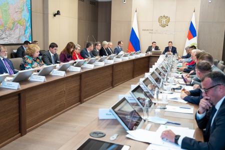В.И. Кашин с Д.Н. Патрушевым провели совместное заседание Комитета ГД по аграрным вопросам и Министерства сельского хозяйства Российской Федерации