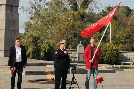 В Калининграде 75 лет назад был открыт памятник «1200 гвардейцам»