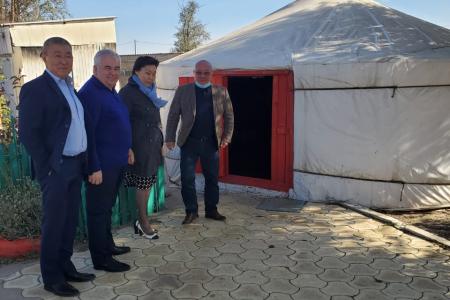 Рабочий визит Казбека Тайсаева в Республику Калмыкия