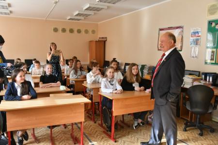 Г.А. Зюганов: Школа – это самое удивительное и лучшее место на земле!