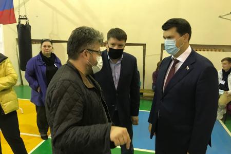 Олег Лебедев вместе с юристом объезжает проблемные избирательные участки во Владимирской области