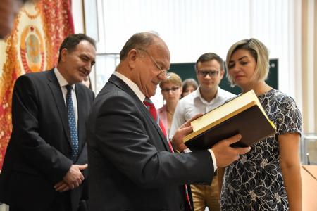 Г.А. Зюганов: Школа – это самое удивительное и лучшее место на земле!