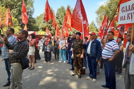 В Краснодаре состоялся митинг протеста против фальсификации выборов, грязных технологий и закона о многодневном голосовании