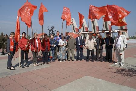 Коммунисты Забайкалья почтили память павших в боях в годы Второй мировой войны