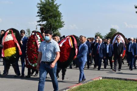 Казбек Тайсаев принял участием в вахте памяти по жертвам Беслана в Северной Осетии