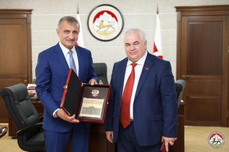 Казбек Тайсаев с официальным визитом посетил Республику Южная Осетия по случаю празднования 30-летия Республики