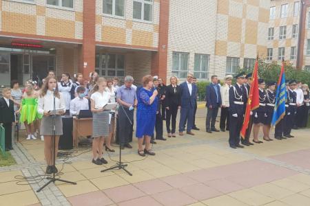 Московская область. Депутат КПРФ Александр Наумов: «Школа даёт не только знания, но и формирует будущее нашей Отчизны!»