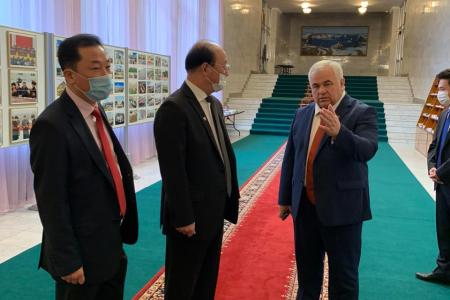 Казбек Тайсаев провел рабочую встречу с Послом КНДР в России Син Хон Чхолем