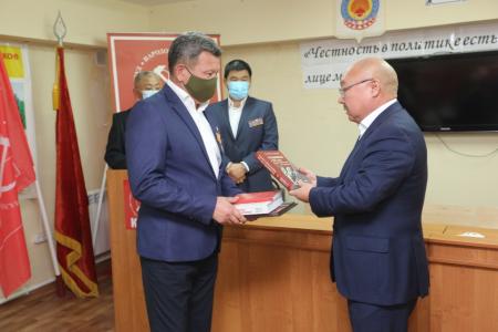 Состоялась встреча партактива Калмыцкого республиканского отделения КПРФ с Героем России и ветеранами СОБРа